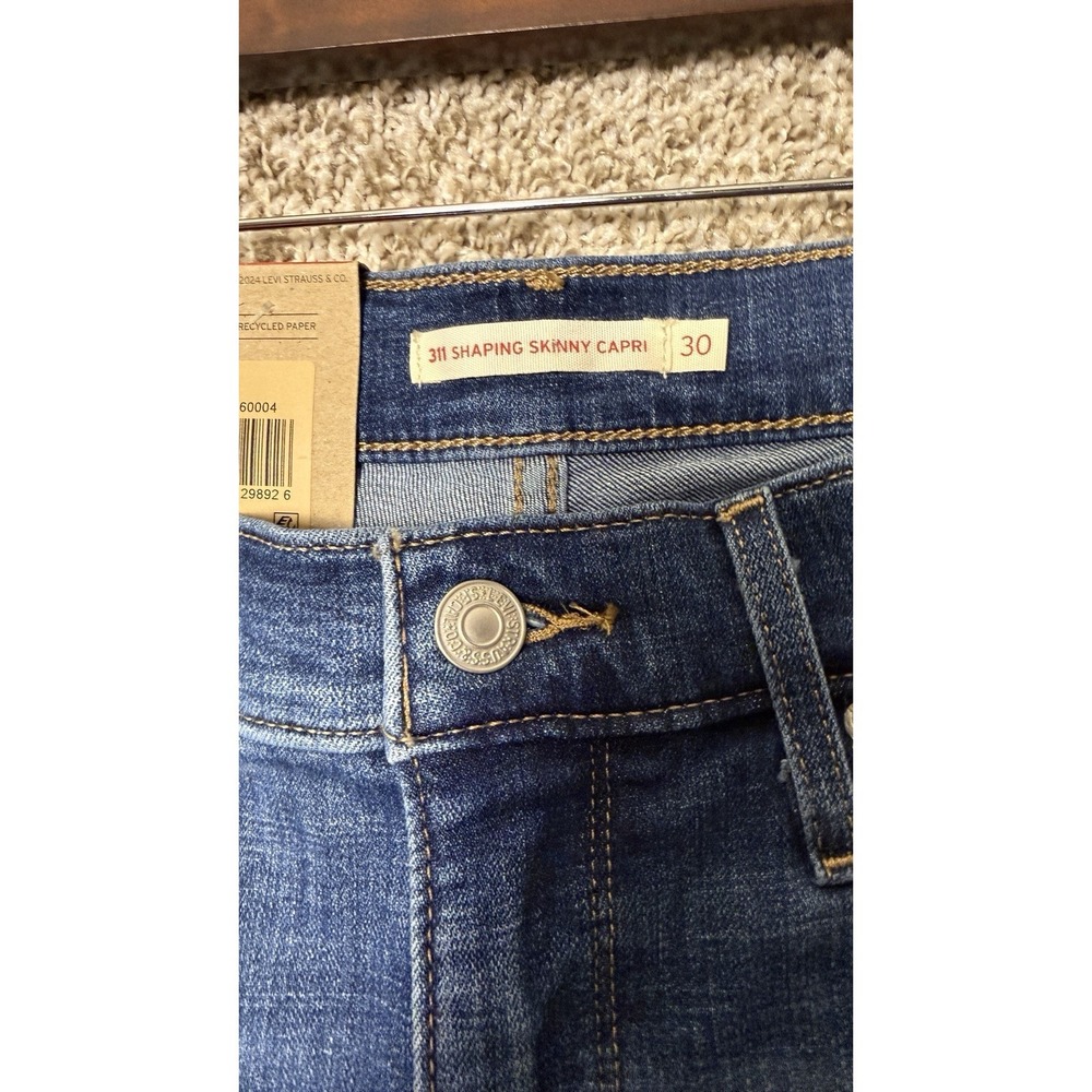 NEW Levis 311 Jeans Women 30 Blue Shaping Skinny Capri Medium Wash Zip Fly Denim - Picture 8 of 10